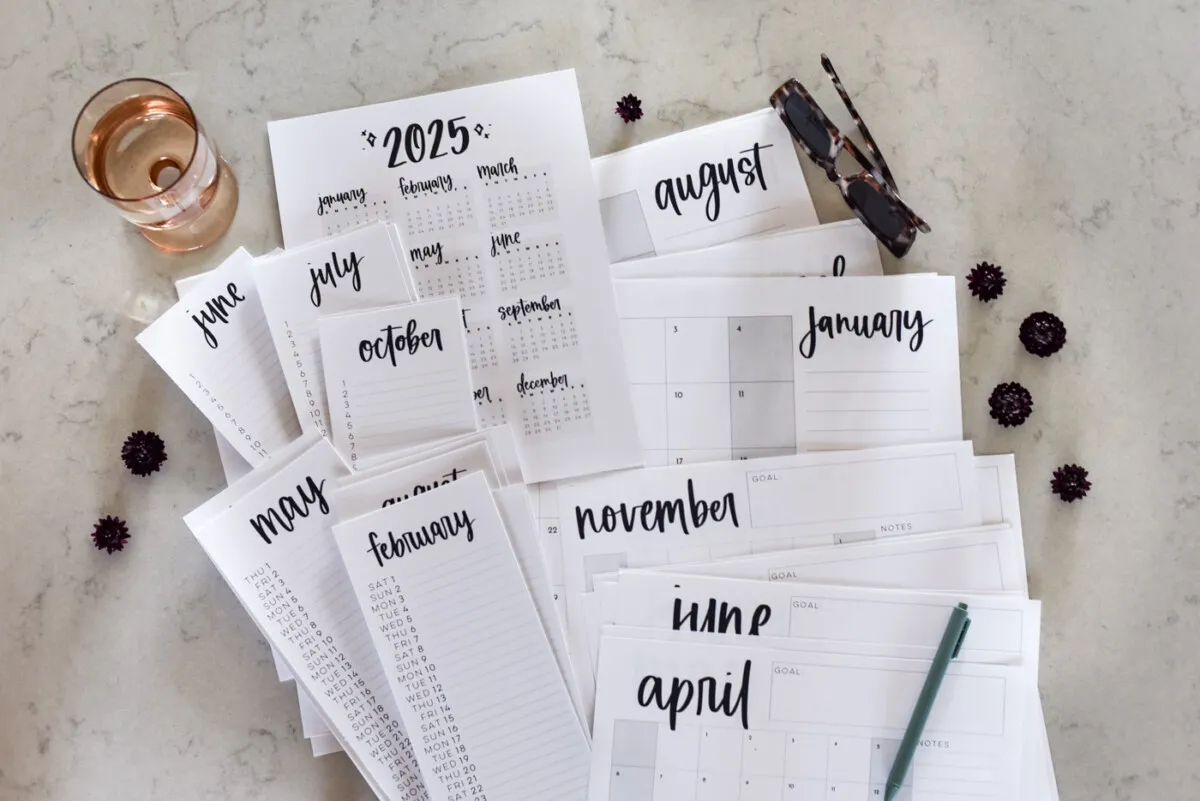 Free Printable Calendars 2025 Lemon Thistle Free Printable Calendars 2025 Lemon Thistle